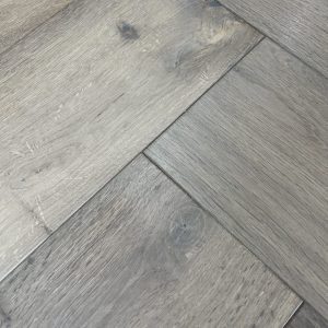 Gileston Oak 4/18 x 150mm x 600mm Brushed & Oiled Parquet Flooring