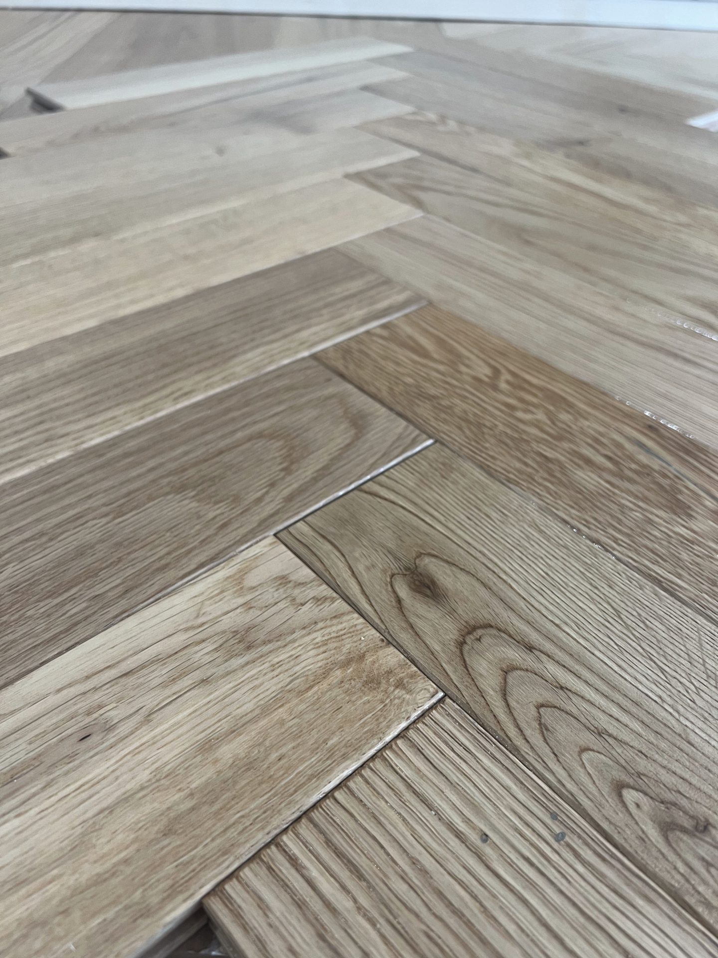 Natural Oak 4/18 x 80mm x 400mm Parquet Flooring