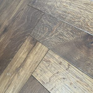 Vintage Smoked Oak 4/18 x 80mm x 400mm Brushed & Oiled Parquet Flooring